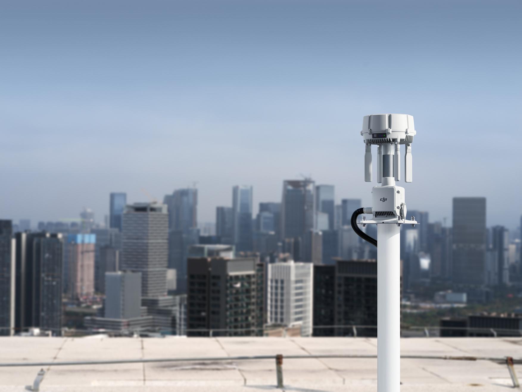 No more worries about drone signal loss?… DJI unveils wide-area transmission system 'O4 Ground Station' - 벤처스퀘어