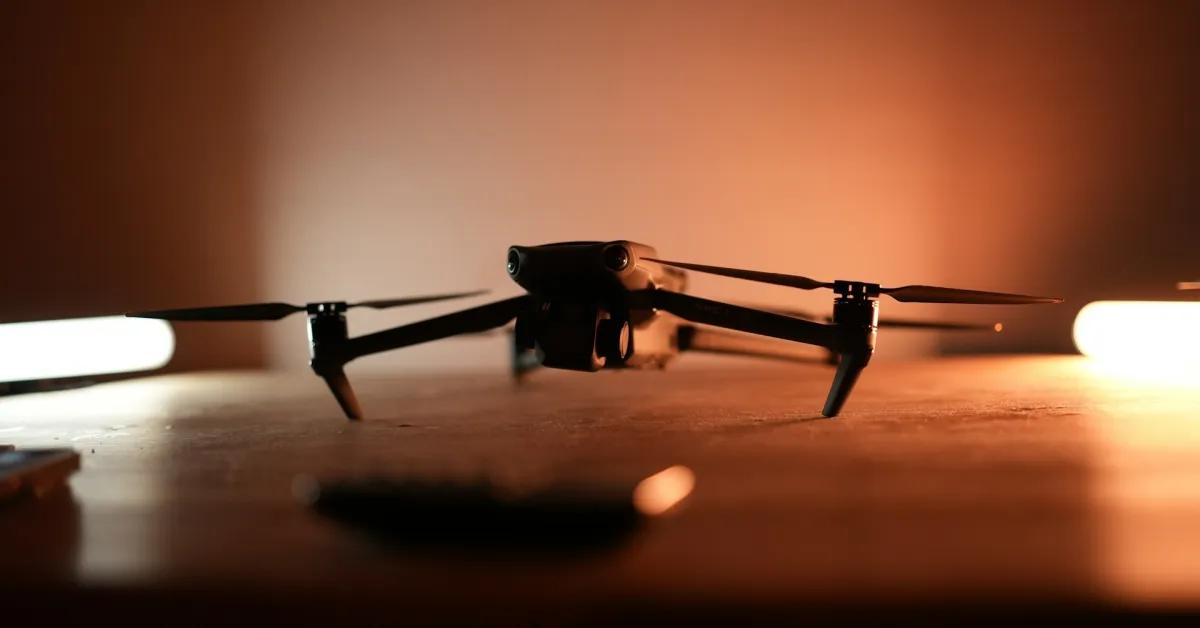 FCC swamped with angry pleas over DJI, Autel drone ban - DroneDJ