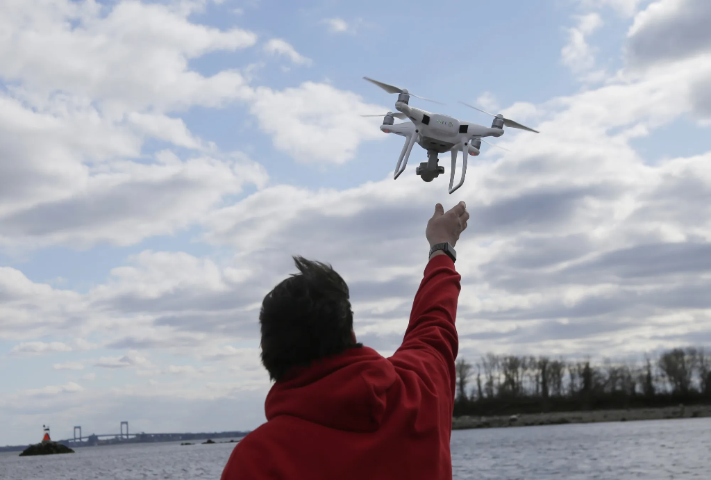 Public Pushback Grows Against FCC's DJI Drone Restrictions - Broadband Breakfast