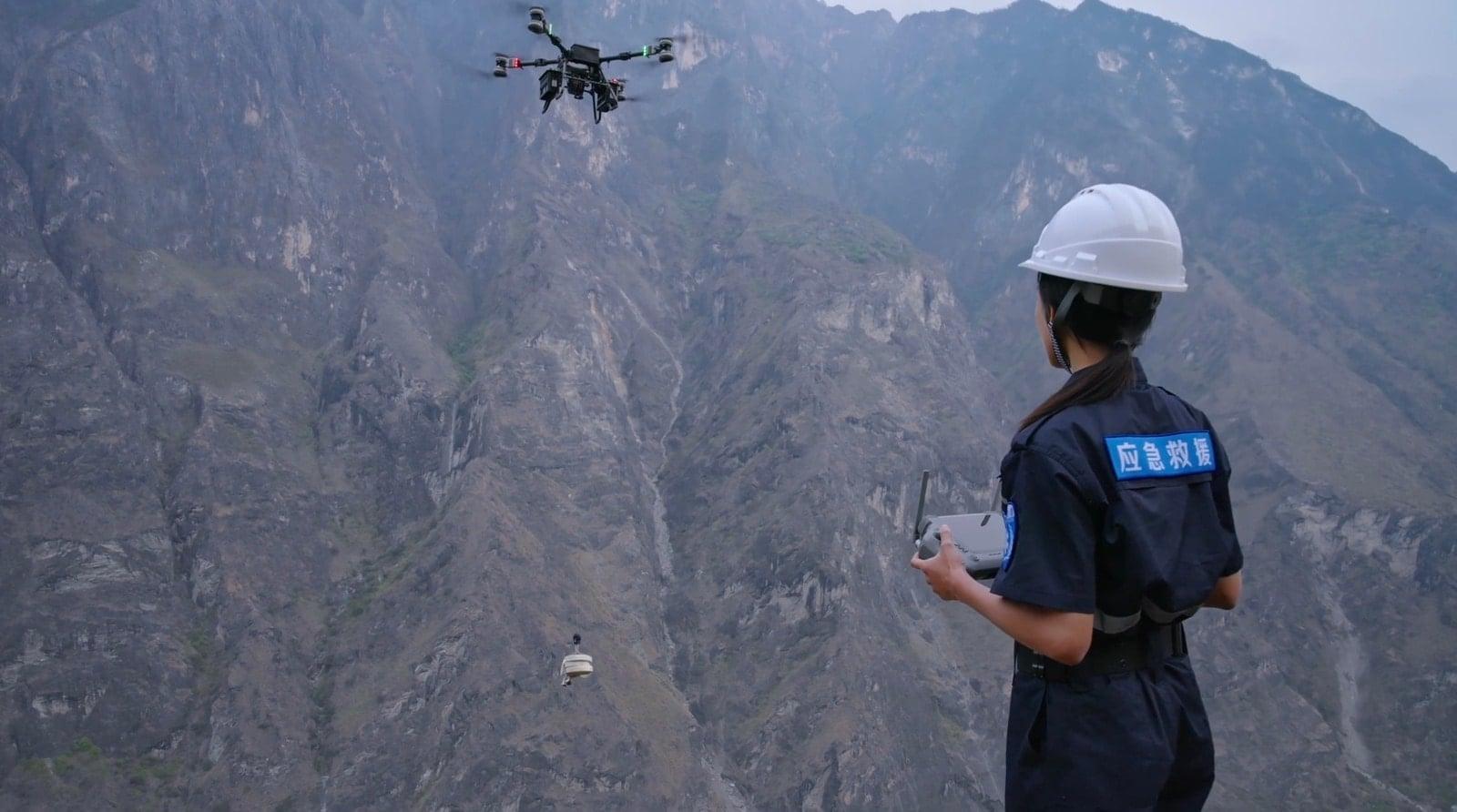 DJI FlyCart Cleans Everest. We Are Why It Has To - DroneXL