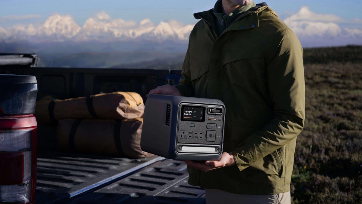 DJI Power 1000 Mini delivers portable backup power for road trips, mobile work setups - speed.ph