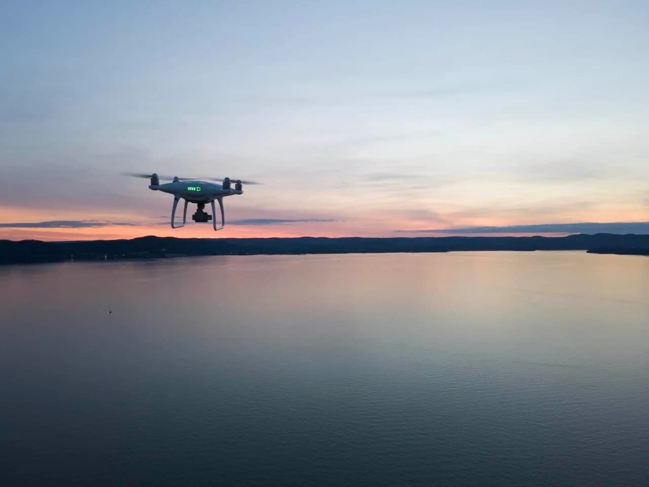 DJI Calls On American Drone Pilots To Fight FCC Ban On Already-Approved Drones - DroneXL