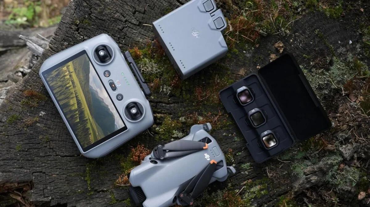 We've never seen the DJI Mini 5 Pro Fly More Combo at this low price before — save over $100 - Mashable