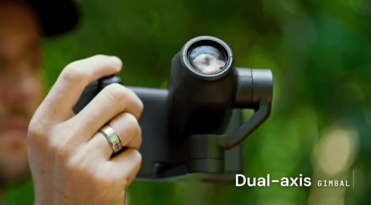 Ex-DJI Engineers Launch RocXZoom: Robotic Zoom Camera Tracks Wildlife at 45 mph - techtimes.com