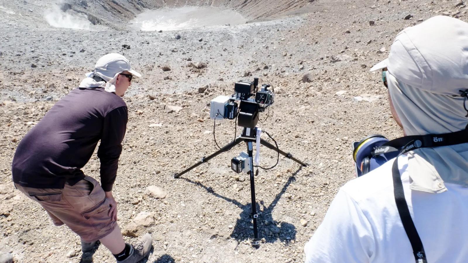TUM Drone Laser System Maps Volcano Gas Before Eruptions - DroneXL