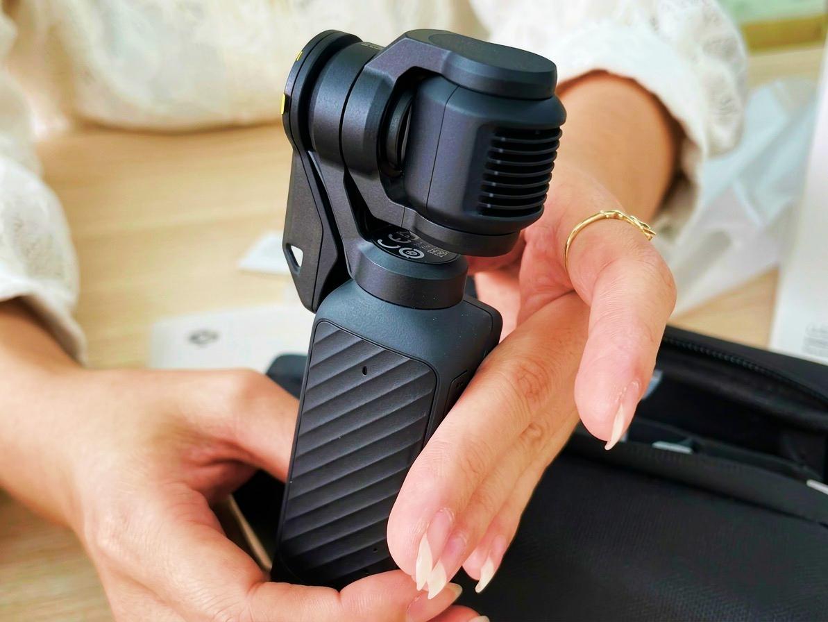 DJI Osmo Pocket 4 new buttons and magnets closer look: Smoother zoom, custom controls