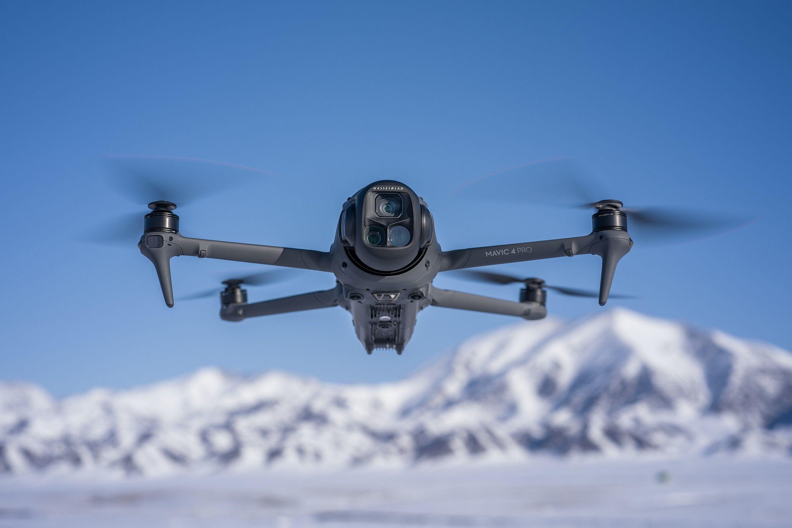 US Dronemakers Chase Pentagon Cash Over Consumer Market